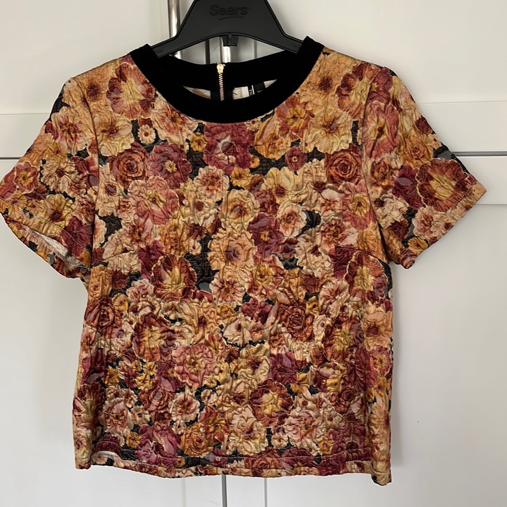 ☀️DONATING SOOn! TOPSHOP-cropped quilted top